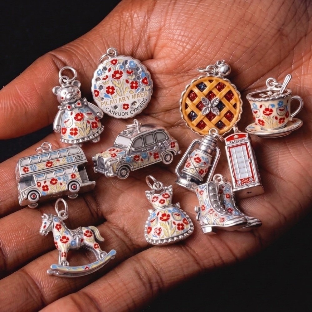 Eleganti ciondoli in acciaio i - Jewelry Making London recensione e prezzo